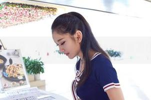 当放学铃声响起，爱丝合集刚刚开始，你能忍住不看吗？