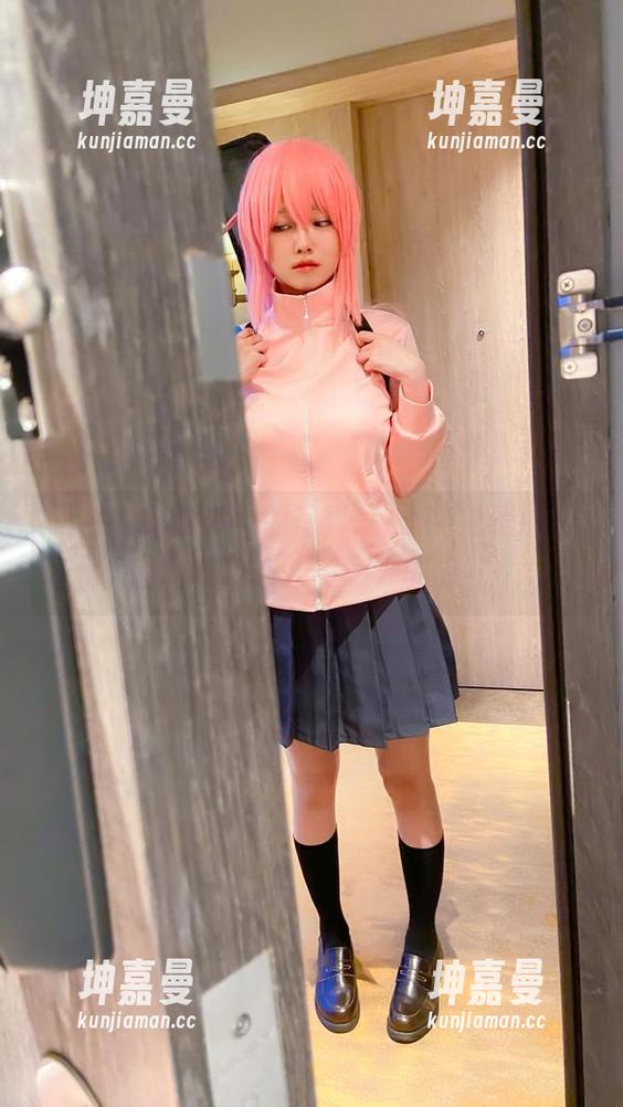 阿尔托莉雅Lily的写真：Arty亚缇的图片瞬间，碰撞出意外的火花