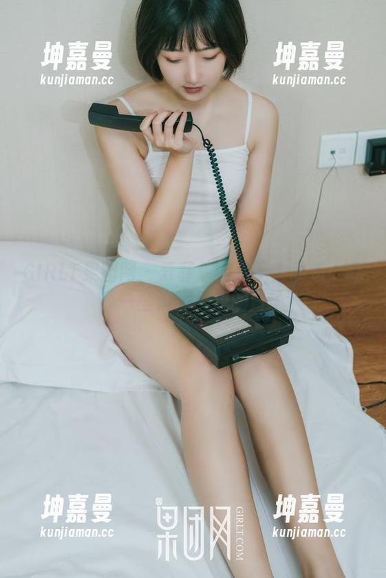 GIRLT果团网-云菲菲 GIRLT果团网 - 云菲菲的水手服图集:分享一些海洋气息的日子