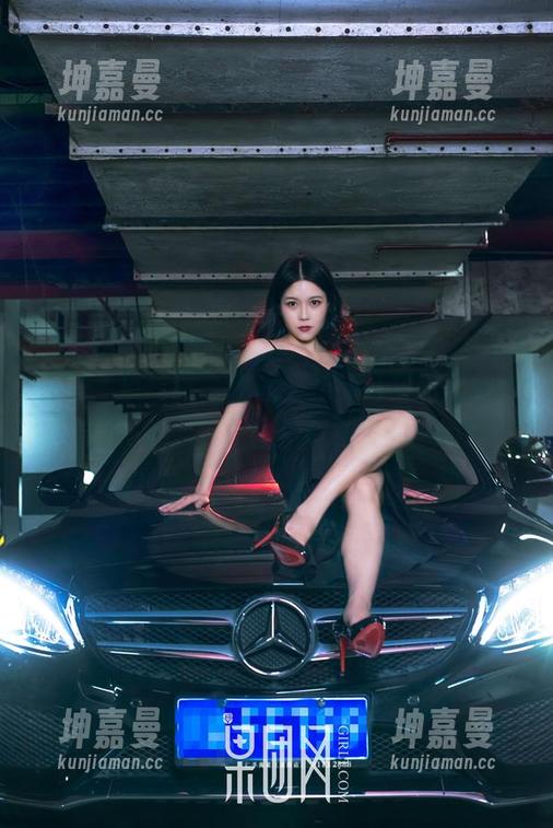 GIRLT果团网-周妍希 GIRLT果团网 - 在周妍希的私房图集里,白衬衫只是一曲没有结束的清唱