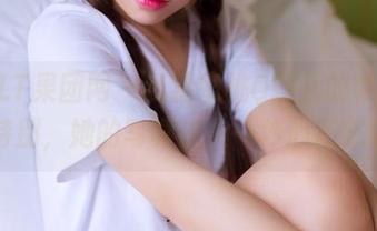 GIRLT果团网 – 我猜蜜桃Q妹儿的学妹有点特别，她的写真让人一秒心花怒放！