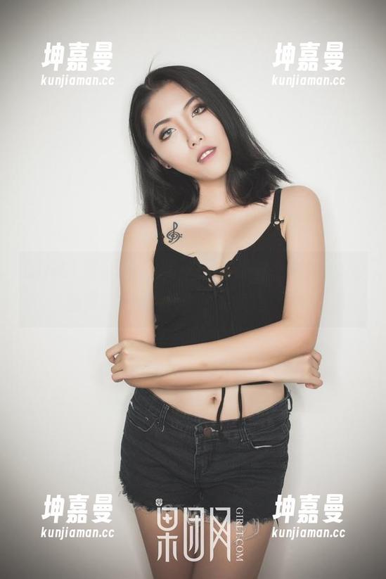 GIRLT果团网-陈雅漫 GIRLT果团网 - 哦,原来陈雅漫的粉色图包竟然是如此的“温柔攻势”?