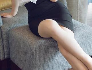 HuaYang花漾 – 艾栗栗栗栗栗栗吖的制服在线资源包：别小看这件，我跟你说……
