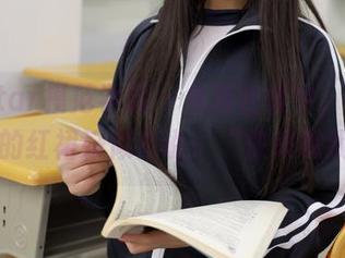 MFStar模范学院 – 免费合集中，佟蔓baby的红裙好似在说：“快来瞧我！”