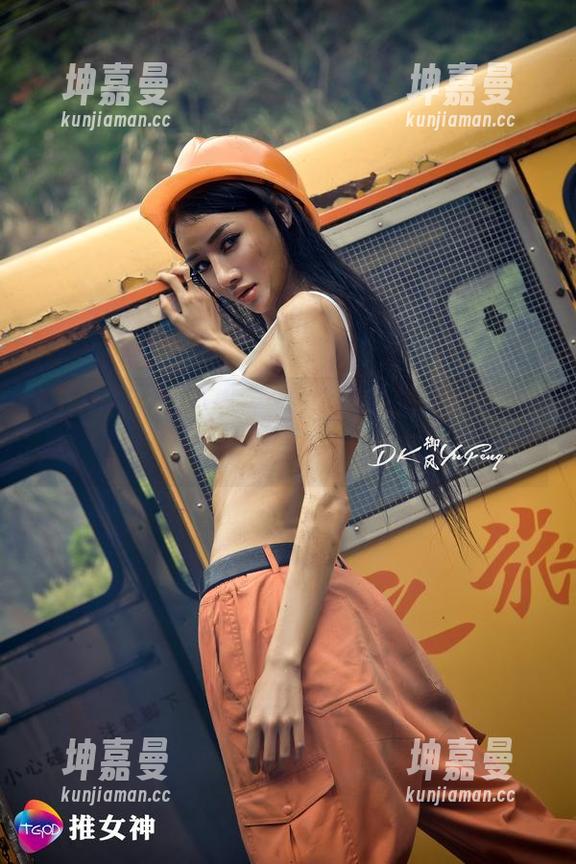 QingDouKe青豆客 - 无圣光下的校园，尤美Yumi又在任性拍照了