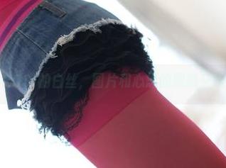 ROSI的白丝，图片和心思的肆意交织