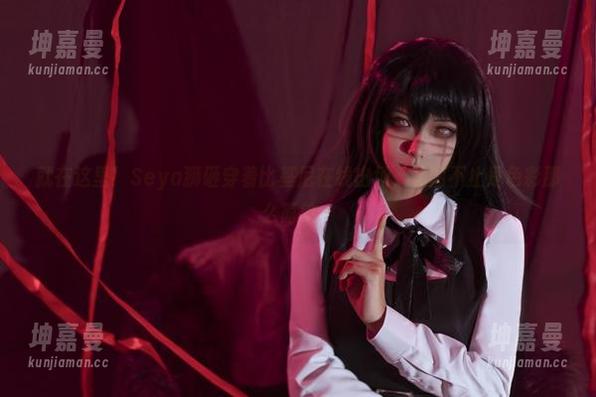 就在这里！Seya狮砸穿着比基尼在线出场，美图不止是色彩那么简单～
