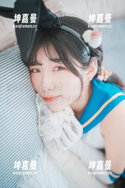 最新碰撞：Sonson(손손)与比基尼，写真集里你想象不到的炸裂！