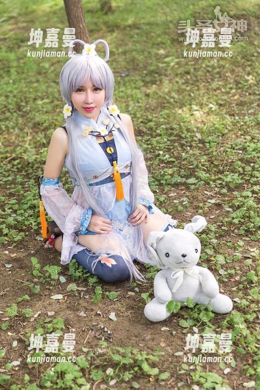 TouTiao头条女神-信悦儿 TouTiao头条女神 - 信悦儿的全套长腿大赏——下载说走就走的腿!