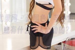 UGirls尤果网 – 这黑色，芊小童的定制到底有什么让人心动的？