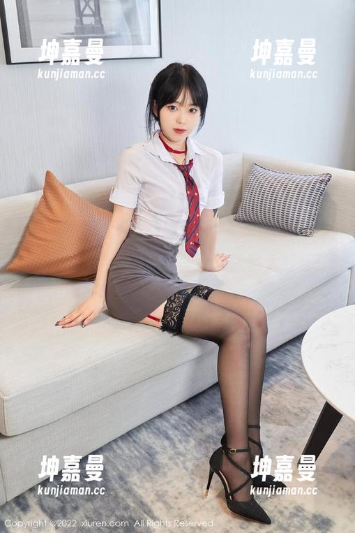 Xiuren秀人网 - 图册里的木子nana短裤，真忍不住想打个广告，毕竟也太好看了吧。