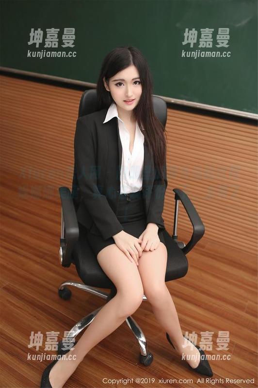 Xiuren秀人网 - 图册里满满当当的欧阳妮娜娜美腿，真心客观评价一下，太赞了！