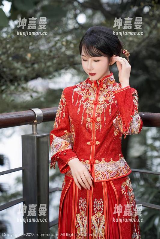 Xiuren秀人网-甜白酱 Xiuren秀人网 - 看完甜白酱的厨娘图,我又饿了但又不太想吃,太微妙了。