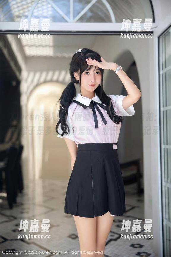 Xiuren秀人网-雨瞳Yoyo Xiuren秀人网 - 雨瞳Yoyo与红裙自拍:这裙子是多密集的爱情,我只能默默记录。