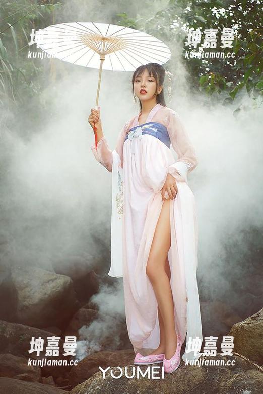 YouMi尤蜜荟 - 当合法萝莉遇上少女：写真作品集，险些让人忍俊不禁