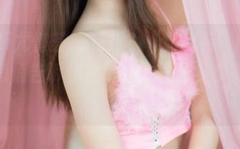 YouMi尤蜜荟 – 花嫁？“黄歆苑”的照片里，悄悄告诉你婚纱底下藏了多少零食包！