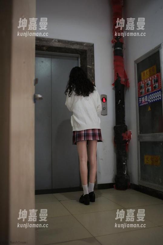 一米八的大梨子美腿最新套图，咋没想过腿型和人生选择息息相关呢？对吧？