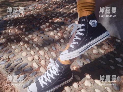 微密圈 - 丝月神驾到：原图里的堆堆袜和匡威，真是随意又时髦！