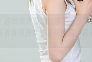 丽柜 – 在线欣赏安娜的套装，忽然发现这搭配还有种很独特的反叛气息，真有意思。