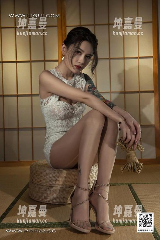 丽柜 - 如果有小七的定制裤里丝图集，图片肯定成了卖点！
