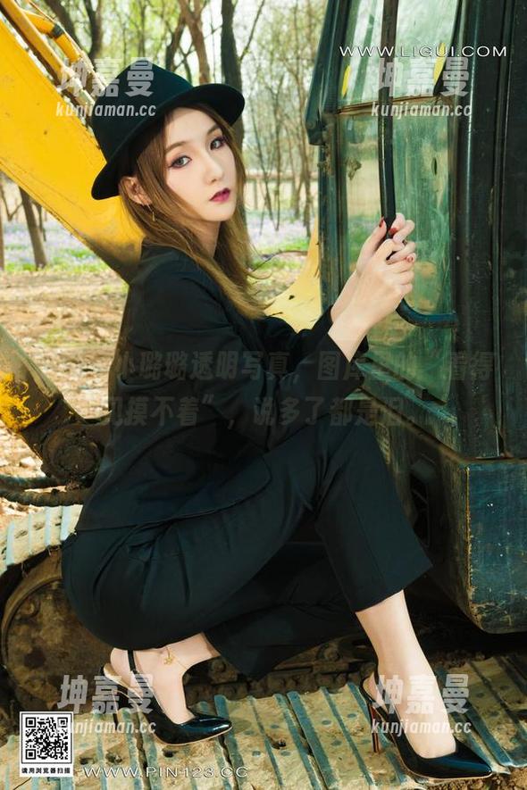 丽柜-小璐璐 丽柜 - 小璐璐透明写真,图库里的“看得见摸不着”,说多了都是泪。