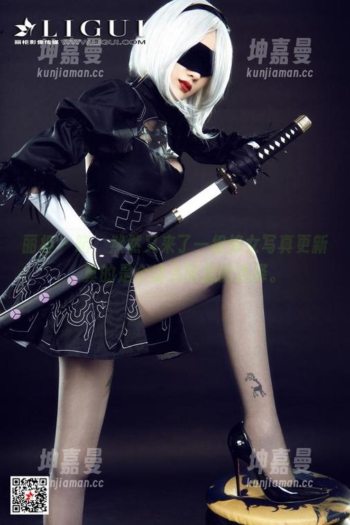 丽柜-然然 丽柜 - 喏,然然又来了一组修女写真更新,真的是个让人叹息的选择。