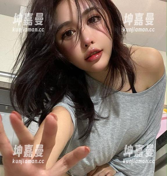 微密圈 - 于芷晴的《姐姐》套图里，打破了我对'姐姐'的固有想象…！