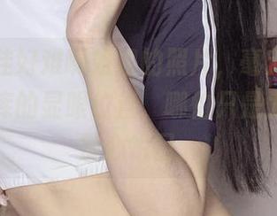 这组佳佳好难啊姐姐的照片，毫无疑问值得在图库的显眼位置，哪怕只是为了下载赏心悦目。