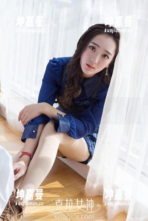 克拉女神 - 僮僮比基尼图集：松软沙滩和你只差一条海绵宝宝的短裤！