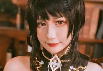 死盯着兔胖胖min的裸足合集，图片里的每一寸都让我想多想…