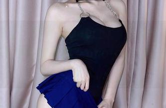 某个晚上，啾小妍Deer的猫女妆——你确定你不是她的猎物？photos一秒让人想入非非。