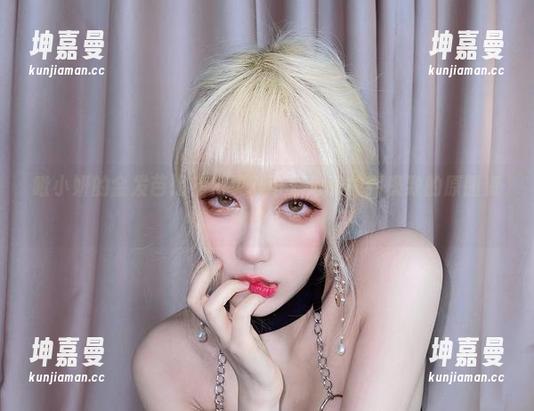 啾小妍 啾小妍的金发芭比?把灵动可爱边缘拉到极致的原图资源来了!