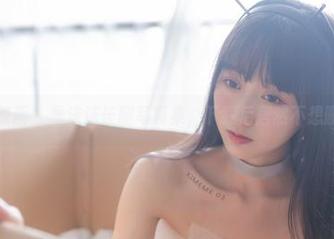 喵糖映画 – 蠢沫沫长腿写真集，下载后居然不想删除！