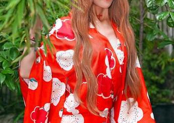 嗲囡囡 – 就是阿朱啊的户外写真：看，那片森林似乎在嫉妒她的光芒！