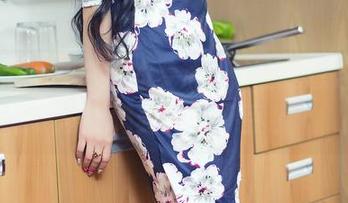 头条女神 – 白色的梦心玥，让我想起了我早上喝到的那杯豆浆