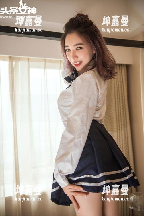 头条女神 - 瑞宝儿的天台2.0更新，看得人不敢自言自语。