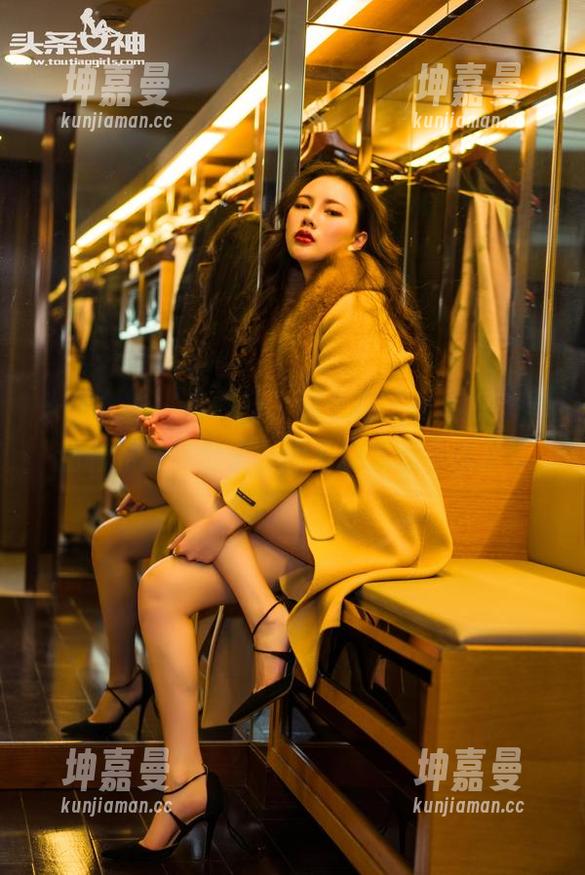 头条女神-高韩菲 头条女神 - 高韩菲,那个在“死库水”里翻腾的狂热份子,图包让我忍不住了...