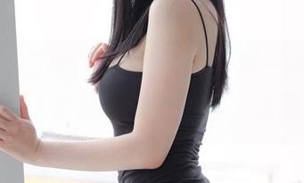 黑丝、姜仁卿(강인경)，还有那一丝丝的不可言喻…这套图真没想太多，先看再说。