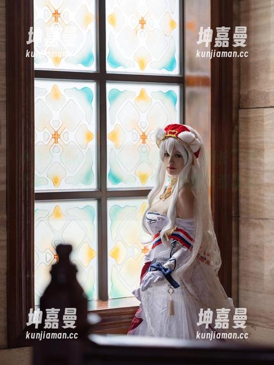 小仓千代w的作品，果然不负“舰长”这个身份，高清原图里的每一处细节都让人想进一步探讨。