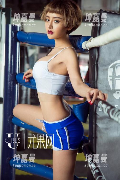 尤果网-韩乐优 尤果网 - 美图之中,韩乐优的毛衣情怀,在线透露一些“肌”情时刻!