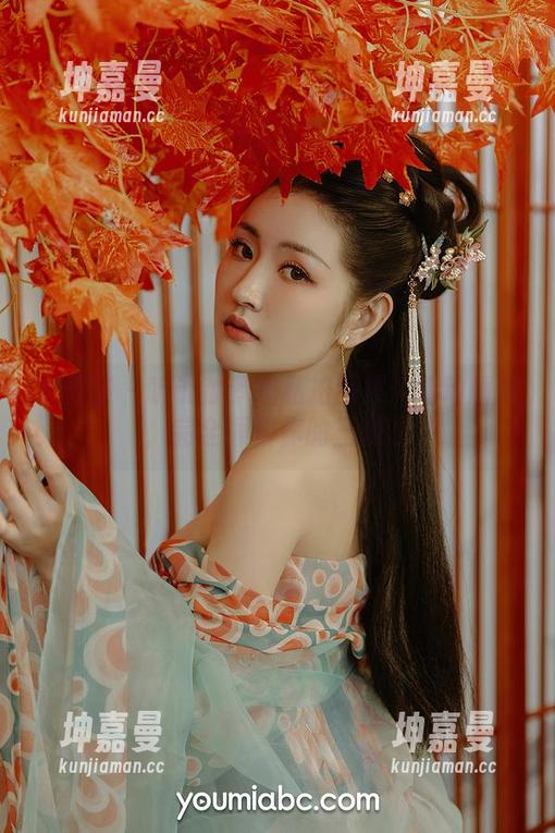 尤蜜荟 - 听说孙梦瑶私拍图集：情动旖旎，完全颠覆你的三观。