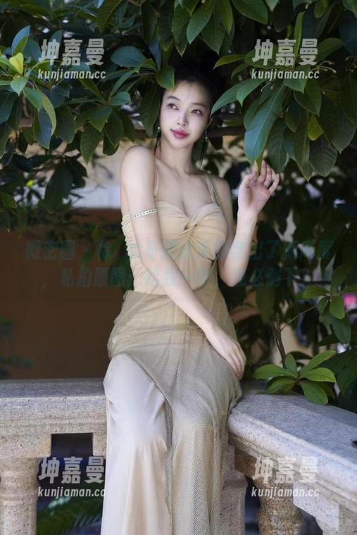 徐珺大哥 微密圈 - 徐珺大哥把水手服穿出了新高度,私拍原图:给我一秒,我必倒下!