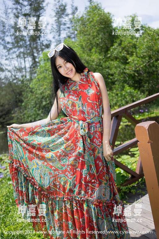 推女神-Akiki朱若慕 推女神 - Akiki朱若慕的白裙,图库里的诗意自动充电,想去撩拨空气