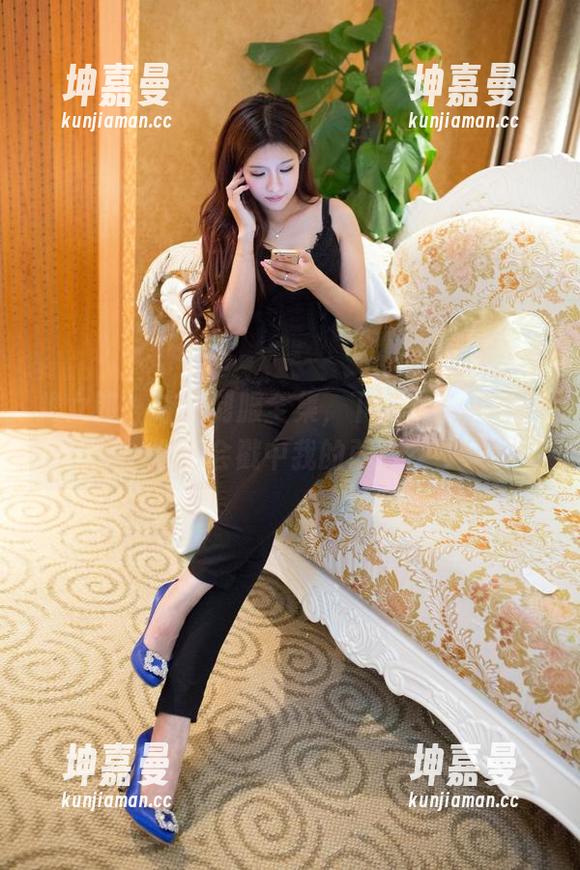 推女郎 - 连欣制服全集，下载之前不想想会不会戳中我的弱点？