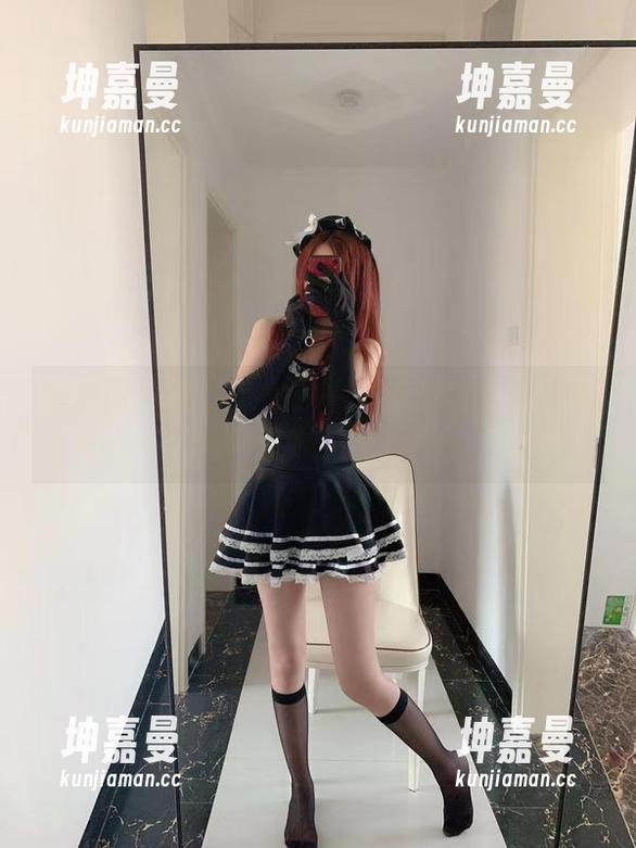 提袜少女 微密圈 - 提袜少女的牛仔裤写真集:当蓝色与皮肤亲密接触