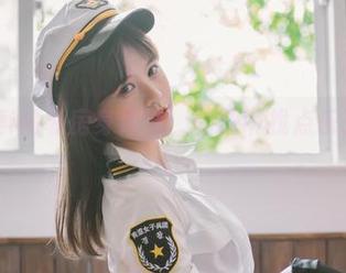 星黛鹿鹿i的私房身体链：图册中找点乐子也不错。