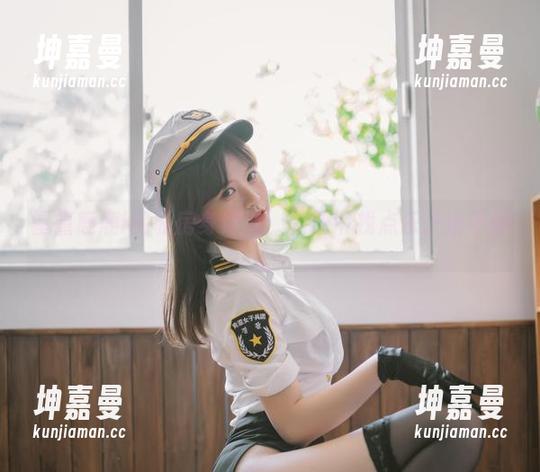 星黛鹿鹿i的私房身体链：图册中找点乐子也不错。