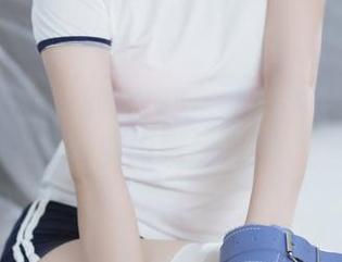 是三不是世w的体操服：图片中隐藏了多少肌肉线条呢？