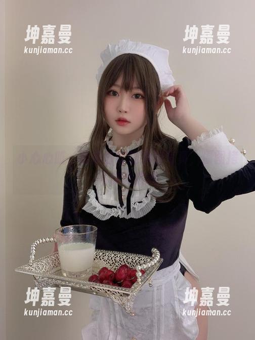 小心心脏，是依酱吖的旗袍写真，原图拷问你的底线