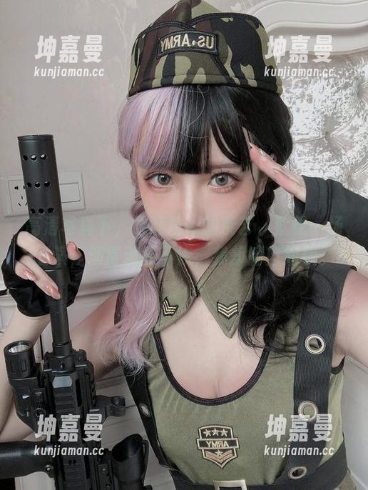 高清写真下，果咩酱w的茶艺，就像一场表演，演得波澜不惊，我却暗自起伏。